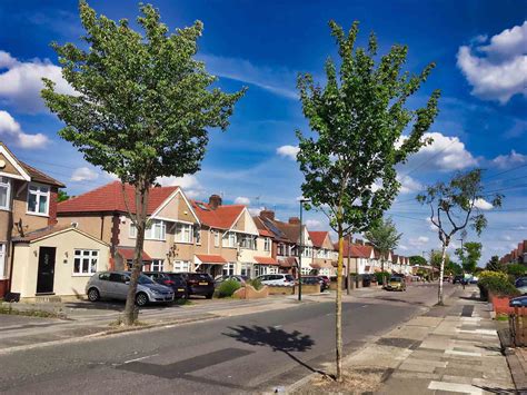 cheapest areas to rent near london
